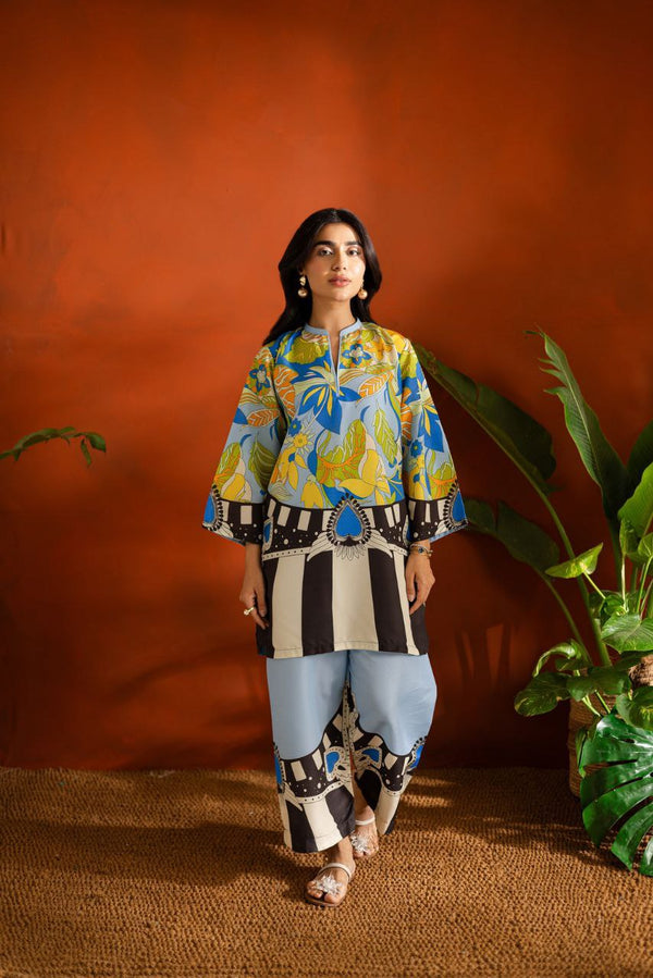 💙 Ocean Breeze Luxe Co-ord Set – Bold Tropical & Striped Print ✨